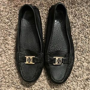 Tory Burch Size 7.5 Kendrick loafers black